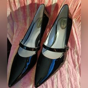 Trotters Black Heels